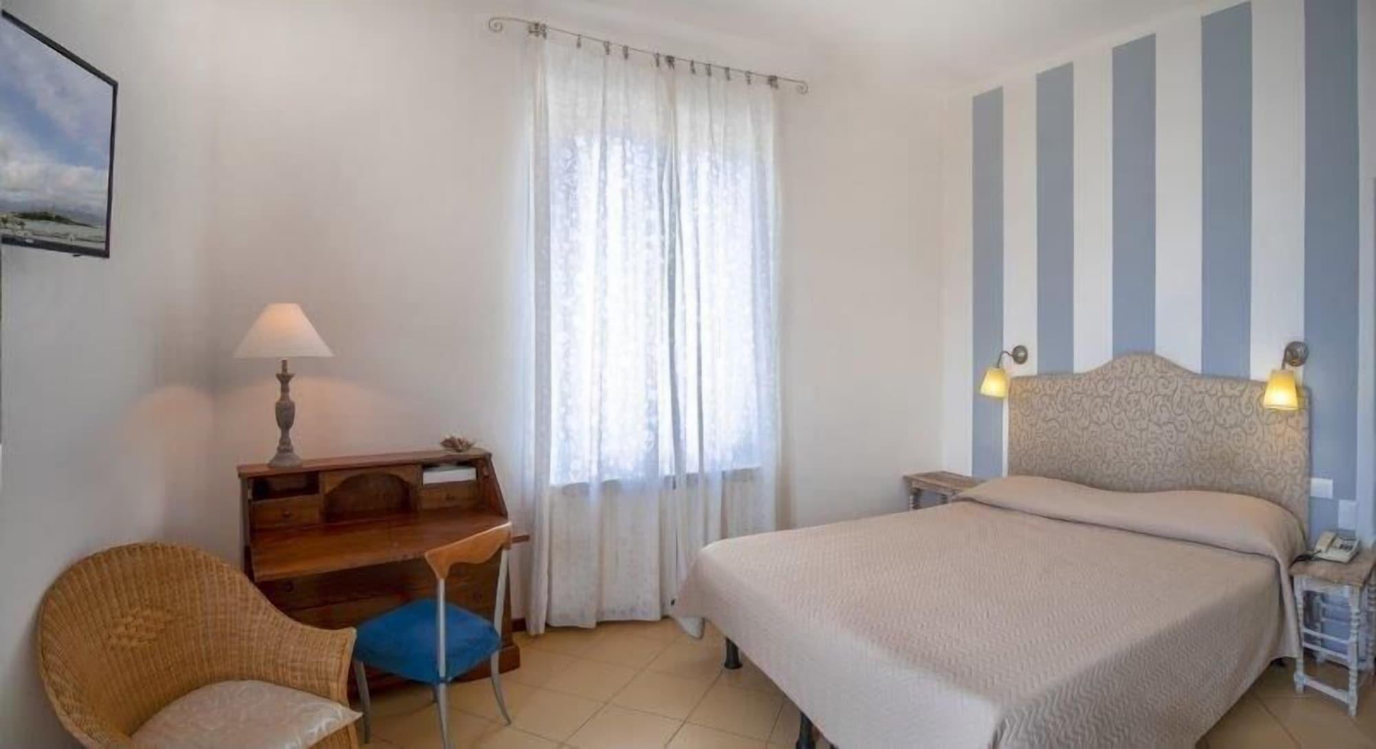 Hotel Sette Archi Bocca di Magra Exterior photo